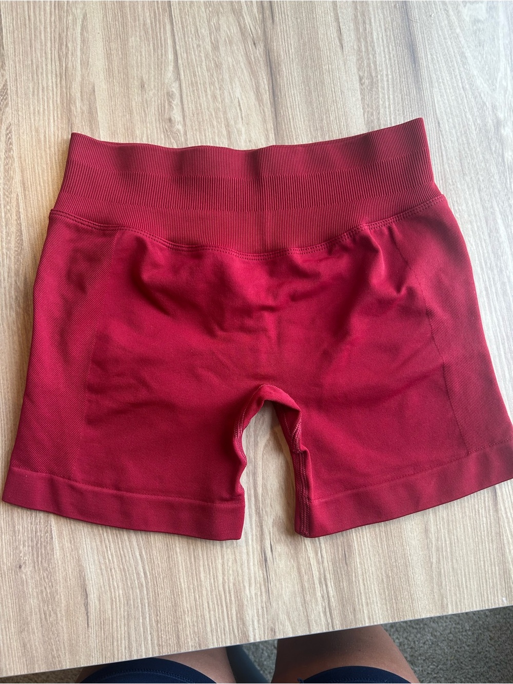 Gym short dark wine red